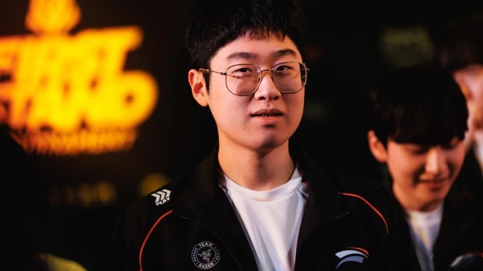 YABO-Faker爆冷击败TL，关键助攻引爆全场！的简单介绍